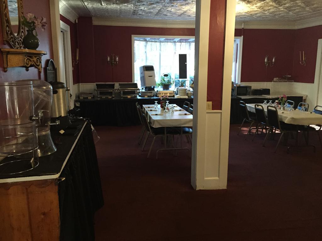 The Tunnicliff Inn Cooperstown Esterno foto